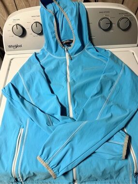 Eddie Bauer Aqua Blue Hooded Jacket with Beige Trim